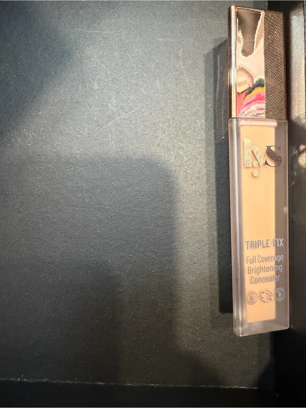 Triple Fix Full Coverage Brightening Concealer - MN5